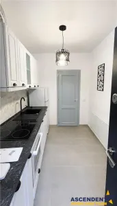 Mobilat, utilat, incalzire prin pardoseala, vedere Tampa, Centrul Istoric, Brasov - foto 3