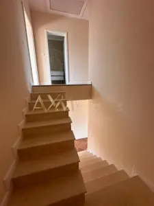 Vanzare 1/2 duplex 5 camere Giroc - foto 24