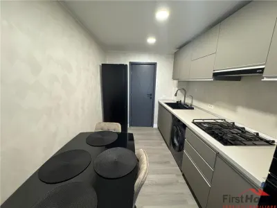 Ap 2 cam,parcare, mobilat si utilat de lux, et 2, Piata - Scoala 2 - foto 4