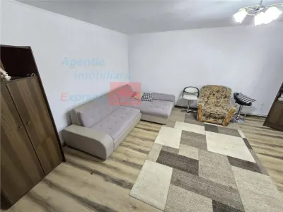 Comision 0%! Casa cu front stradal, str. Tudor Neculai, ideala clinica/cabinet/locuinta - foto 7