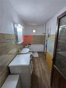 Comision 0%! Casa cu front stradal, str. Tudor Neculai, ideala clinica/cabinet/locuinta - foto 10