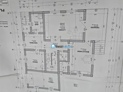 Oportunitate de investitie  2 case  in aceeasi curte Fagaras Zona Centrala - foto 16