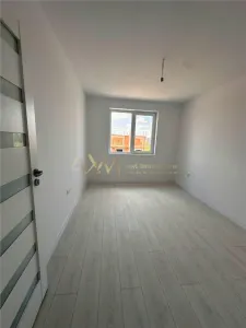 Vanzare apartament 2 camere Giroc - foto 12
