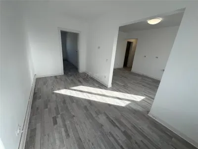Bocsa Romana, Proiect NOU, 28 de Apartamente  cu 2 si 3 Cam.,Modernizat total Premium. - foto 13
