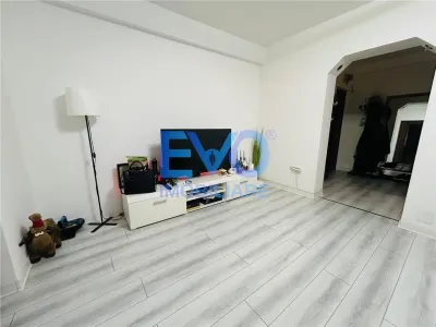 APARTAMENT DE VANZARE CU 2 CAMERE, MOBILAT SI UTILAT, PODU ROS - foto 9