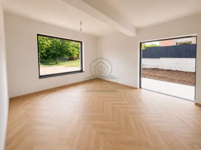 Casa 4 camere Tomesti Iasi 2 bai/ 500 mp teren CANALIZARE - foto 6