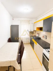 Apartament de inchiriat 2 camere zona Universitatea de Litere, 350 euro - Baia Mare
