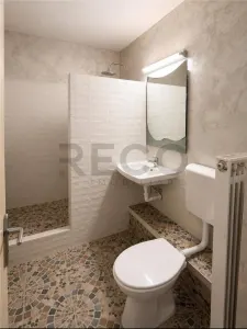 RECO Apartament  cu 3 camere +2 bai decomadat Oradea-Calea Aradului - foto 2