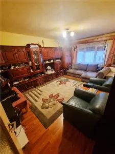 RECO Apartament  cu 3 camere +2 bai decomadat Oradea-Calea Aradului - foto 4