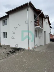 Casa de vanzare cu 5 camere 150 mp utili, 180 mp curte - Cisnadie, Sibiu - foto 8