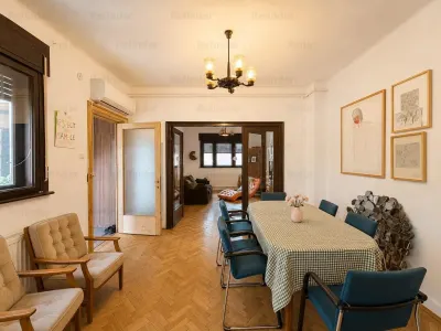 Vanzare vilă S+P+E+M si Pod | Calea Calarasilor | 10 camere | eleganta |  zona superba de case | - foto 3