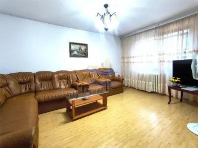 De vanzare Apartament 4 camere Constanta Inel II - Constanta
