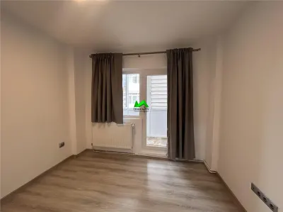 Apartament de inchiriat 3 camere 2 bai Sibiu Strand - foto 8
