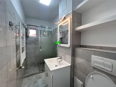 Apartament de inchiriat 3 camere 2 bai Sibiu Strand - foto 9
