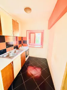 Garsoniera Astra decomandata,etaj intermediar,71900 Euro - foto 5