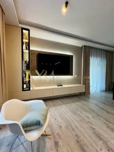 Vanzare 1/2 duplex 4 camere cu piscina incalzita si acoperita Timisoara Calea Urseni - foto 5