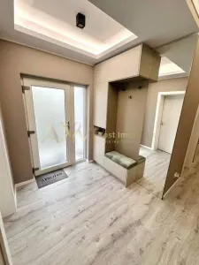 Vanzare 1/2 duplex 4 camere cu piscina incalzita si acoperita Timisoara Calea Urseni - foto 7