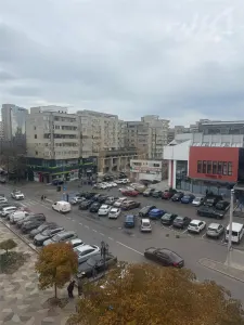 Hala Centrala - Aleea cu castani , apartament 2 camere , 61 mp - Iasi