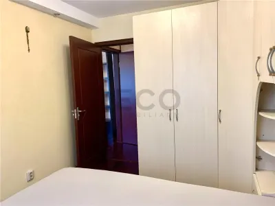 RECO  Apartament cu 3 camere de inchiriat semidecomandat Oradea. - foto 4
