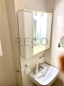 RECO  Apartament cu 3 camere de inchiriat semidecomandat Oradea. - foto 6