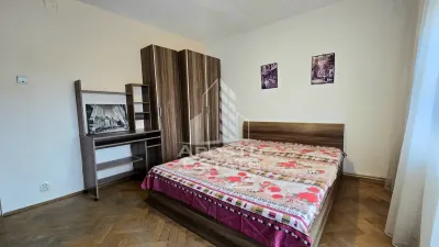 Apartament 2 camere de vanzare, etaj intermediar, centrala, Bucovina - foto 3