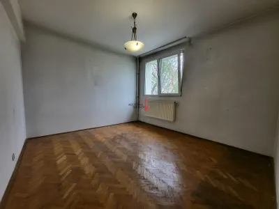 H-4 CAMERE  FIX LANGA METROU, SCOALA SI PARC - foto 12