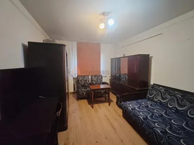 Apartament 2 camere Decomandat Alexandru cel Bun - foto 2