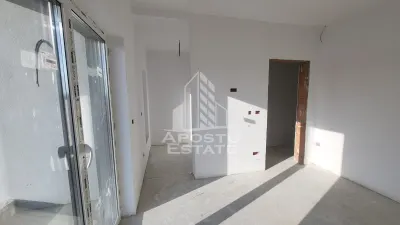 Duplex la cheie,despartit,4 camere Giarmata Mare - foto 3