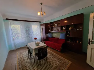 Resita Casa 10 Camere Zona Muncitoresc - foto 3