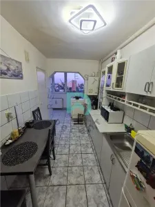 Apartament 3 camere, Astra, intermediar, Brasov - Brasov