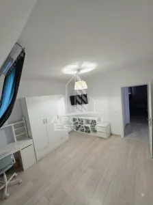 Apartament cu 3 camere de vanzare, Zona Steaua, Timisoara - foto 5