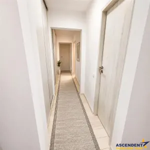 OFERTA REZERVATA!!!Apartament 3 camere, suprafata extinsa, decomandat, zona verde, Triaj, Brasov - foto 5