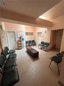 Spatiu de birou - zona linistita - centrala proprie - aer conditionat - foto 4