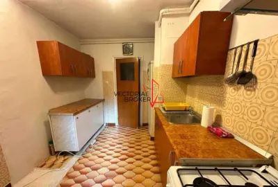 4 camere Piata Iancului, etaj intermediar,an 1978 - foto 5