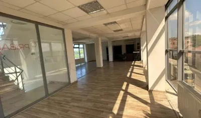 Spatiu Birouri luminos open-space - foto 2