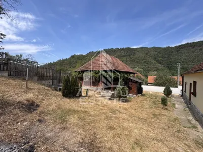 Casa batraneasca, renovata complet, teren 640mp, in Dabaca, Hunedoara - foto 11