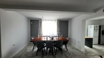 Casa individuala cu teren generos de 898 mp,Sag zona Centrala - foto 3