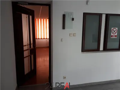 Inchiriere spatii de birouri - foto 6