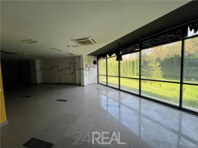 Spatiu multifunctionale - clinica, comercial, showroom, birouri - foto 17