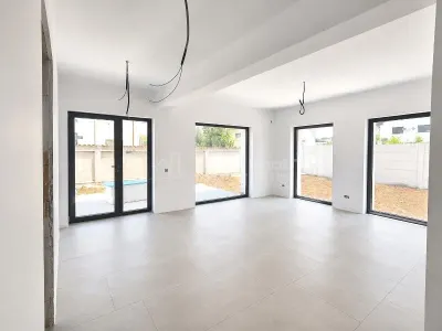 Casa individuala  -  Prelungirea Ghencea -  Margelelor - teren 300 mp - 189.000 Euro + TVA -  dormitor pe parter -    Comision 0 ! - Bucuresti