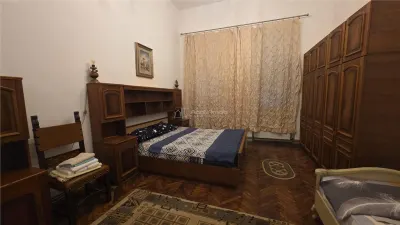 Casa cu etaj,teren 400 mp, pretabila : clinica, gradinita, birouri - foto 7