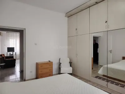 Apartament mobilat si utilat lux, situat ultracentral in Ploiesti de inchiriat - foto 3