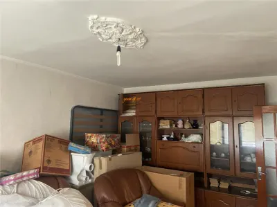 Apatament 2 camere  in Focsani , zona ultracentrala - Piata Moldovei , et 3/4 , decomandat , 54 mp - foto 3