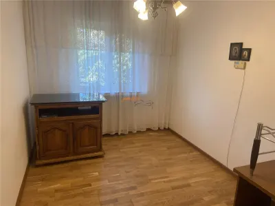 Apartament 3 camere Focsani  ,zona strada Bucegi - Policlinica 2,   etaj 1/3 , 2 bai , decomandat , imbunatatit - foto 11