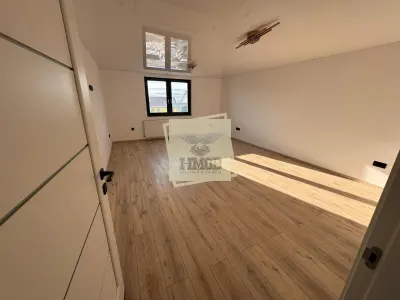 Casa noua cu 6 camere si 3 bai in Sura  Mare - foto 2