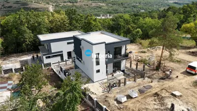 Vila premium, de vanzare, supr 196 mp, zona Copou - foto 4