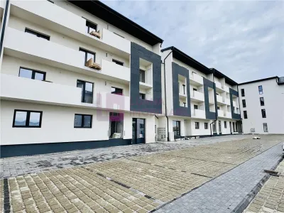 Apartament 3 camere | Doamna Stanca | 2 bai, 2 balcoane - Selimbar
