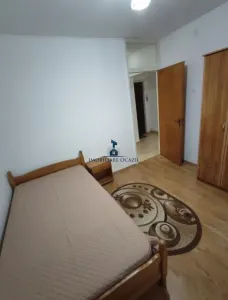 Inchiriere Apartament 2 Camere Decomandat Piata Sudului - foto 4