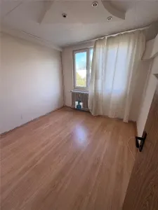 Apartament 3 Camere Semidecomandat Sos. Giurgiului - foto 2