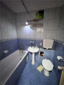 Apartament 3 Camere Semidecomandat Sos. Giurgiului - foto 4